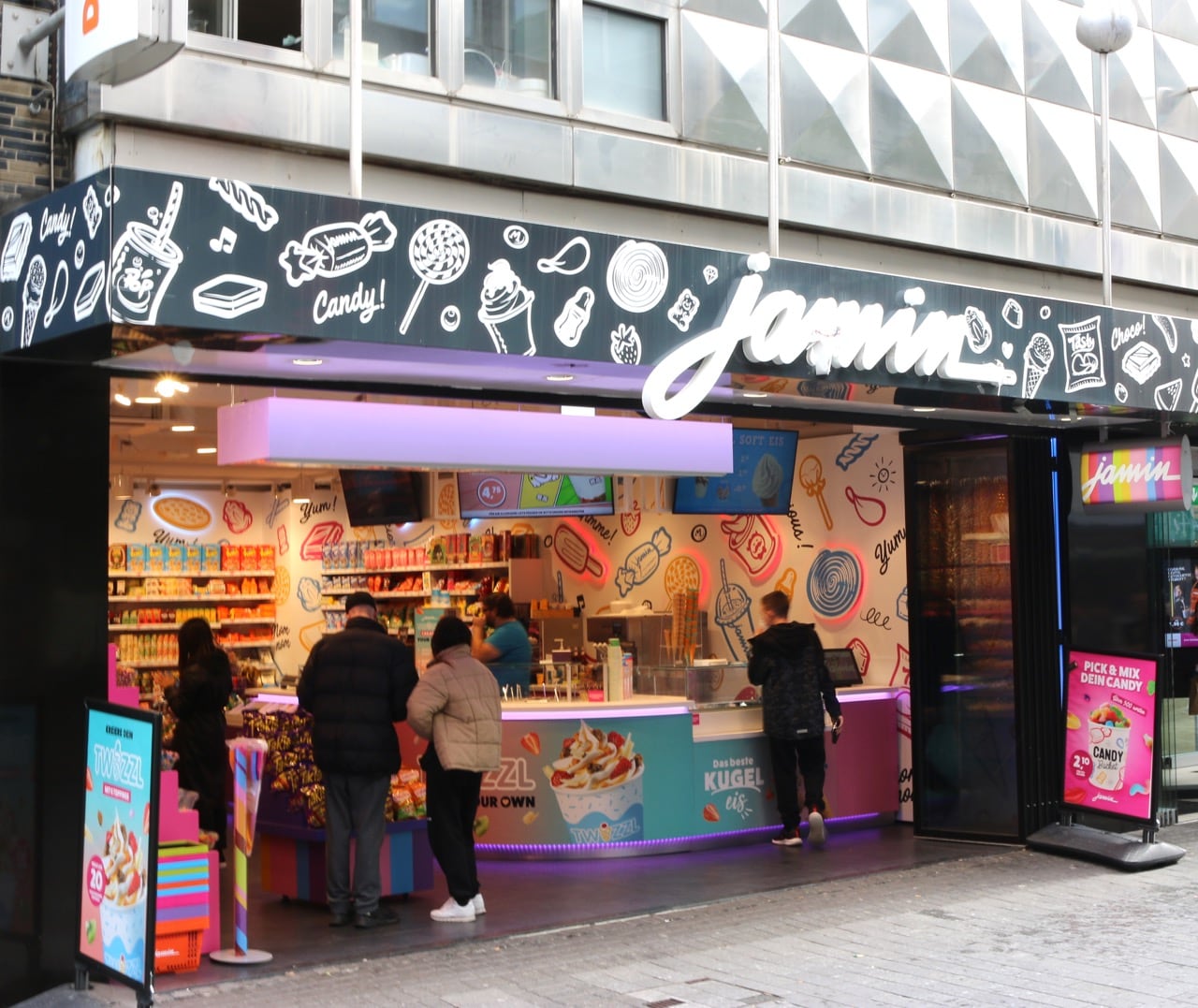 Jamin_Hohe_Straße_124_126_Köln